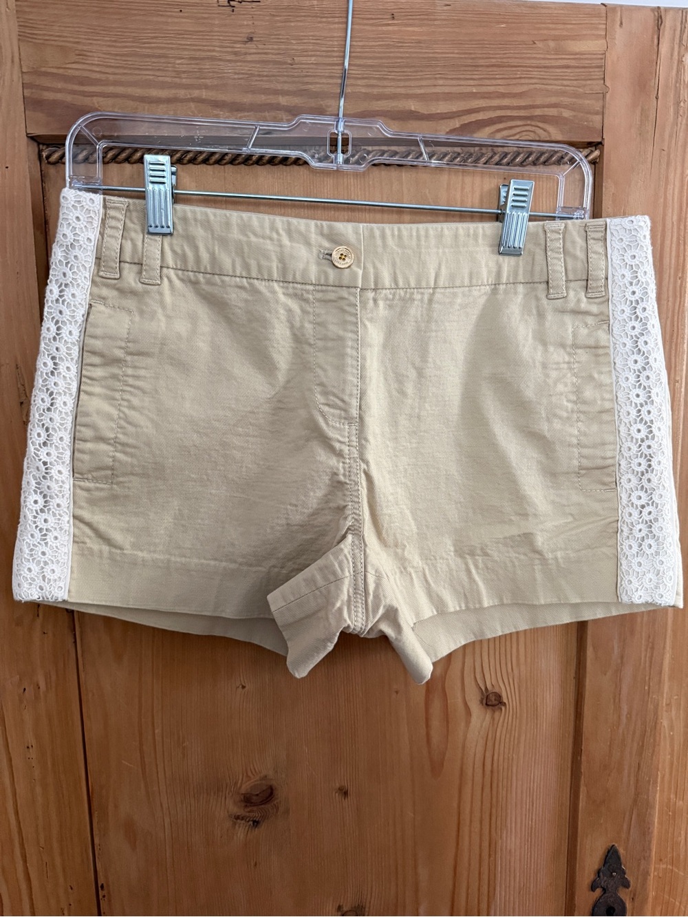 Tory Burch Cream Cotton Shorts with White Crochet Trim
